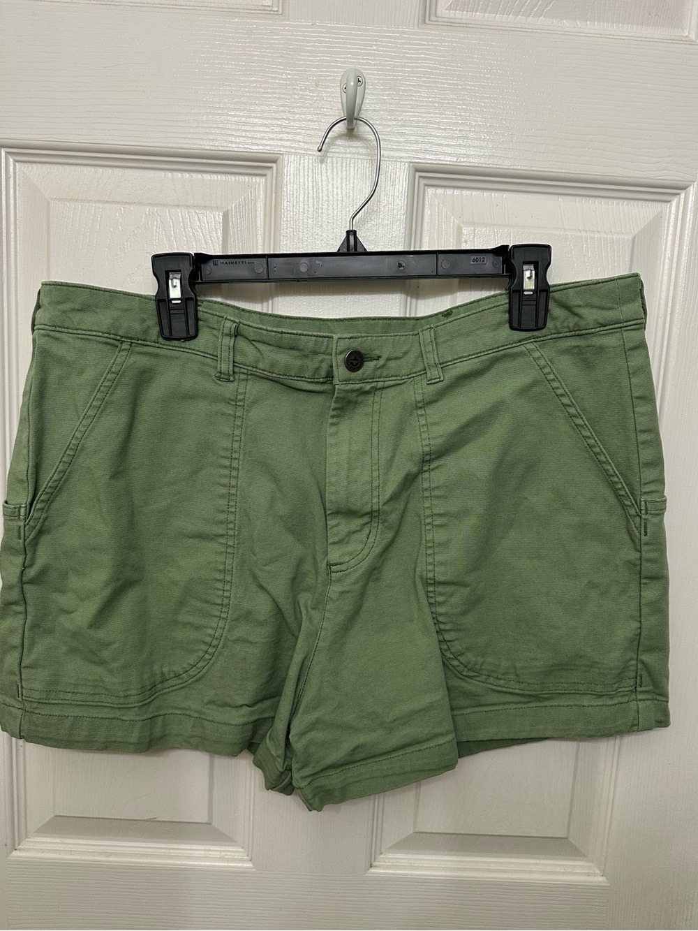 VTG 90’s Women’s Patagonia Organic Cotton Green Stand Up Shorts size 16 EUC